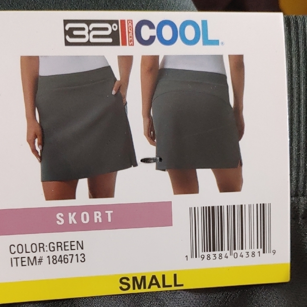 NWT 32 Degrees Women's‎ Skort Green - Picture 5 of 8